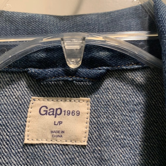 Vintage Gap Embroidered Denim Jacket. sz LP. EUC.  Like new from 90's - Picture 6 of 6